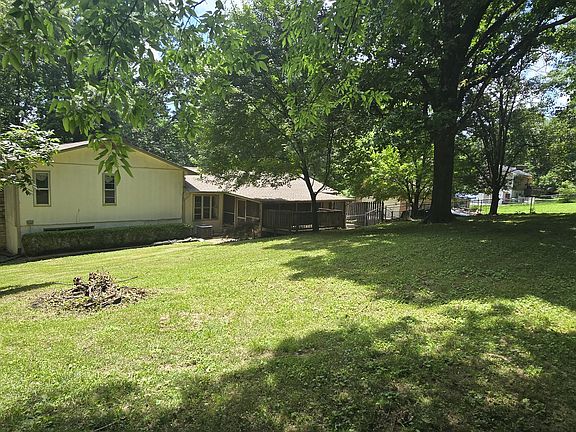 5th image of 7723 Jenkins Rd