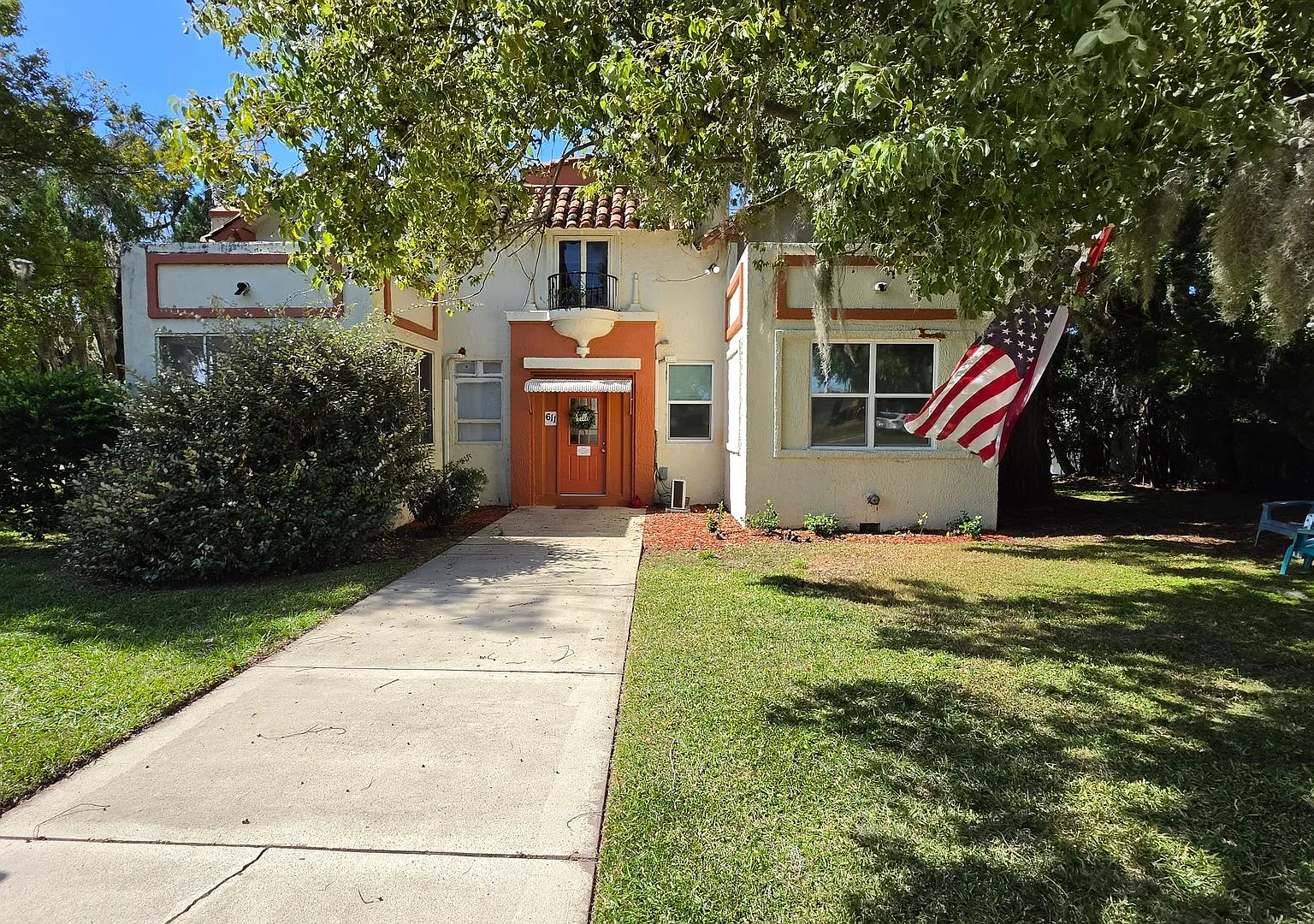 611 S Palm Ave — Photo 1