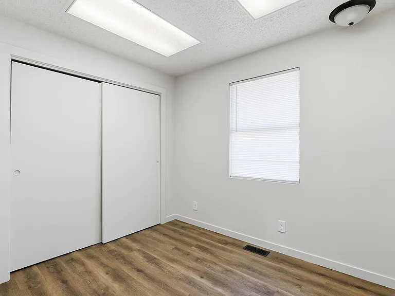 502 N Harper St — Photo 16