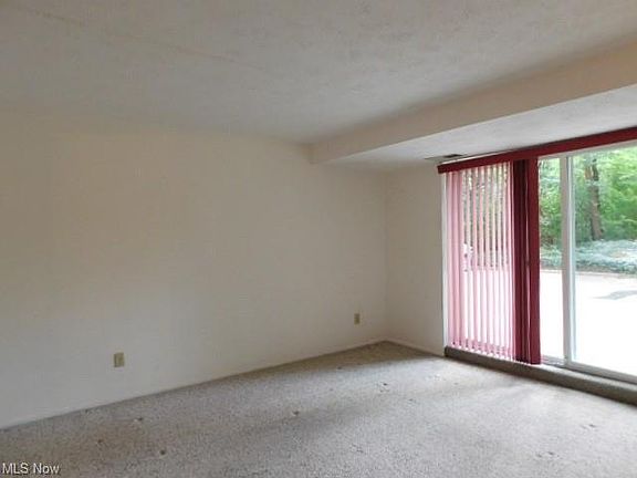5th image of 50 S Rocky River Dr APT G2