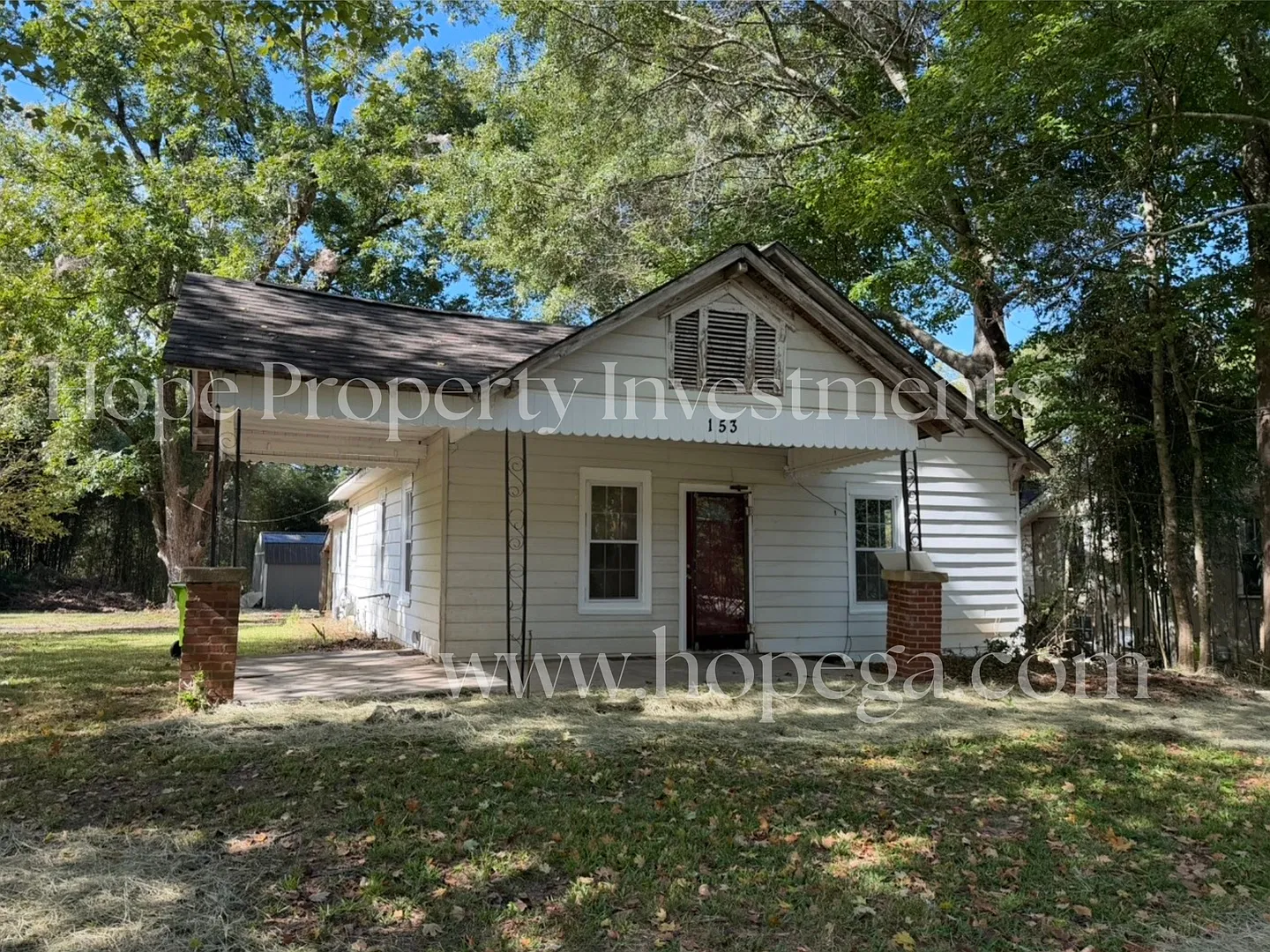 153 Lone Oak Rd, Grantville GA 30220 — Photo 1