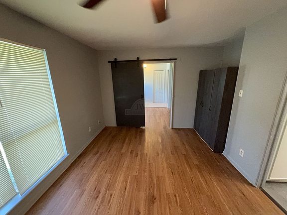 5th image of 1300 Grandon Dr
