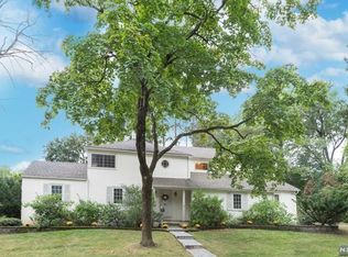 514 Ackerman Ave, Ho Ho Kus, NJ 07423