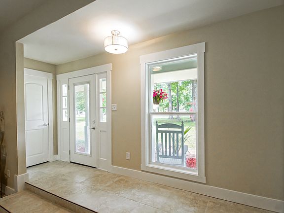 4th image of 7978 Belle Helene Dr