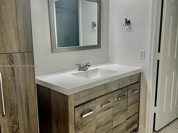 5th image of 8441 SW 124th Ave APT 103