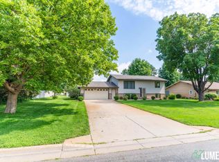 41 Greenstone Ln, Waite Park, MN 56387