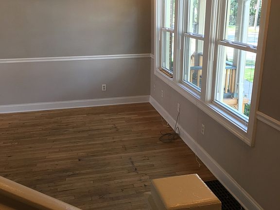 3rd image of 234 N Summit St #B0e10a668