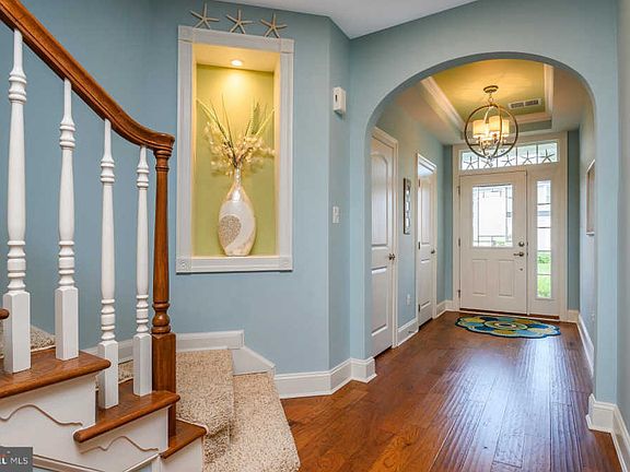 3rd image of 31500 Laurel Way