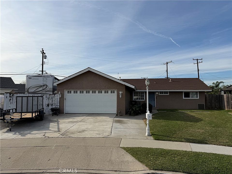 1st image of 8891 Shore Cir
