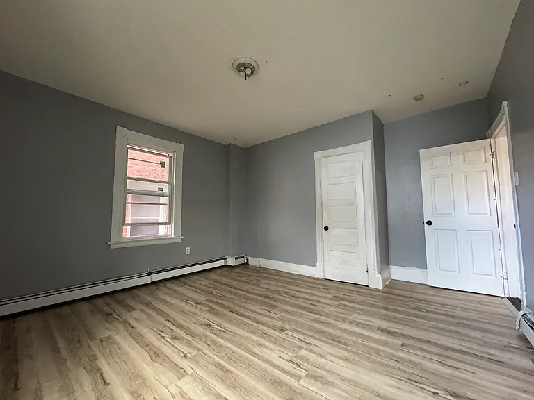 3 Putnam St #3 — Photo 4