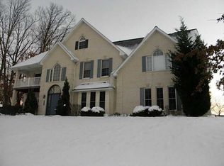 1021 Tierra Vista Dr, Gibsonia, PA