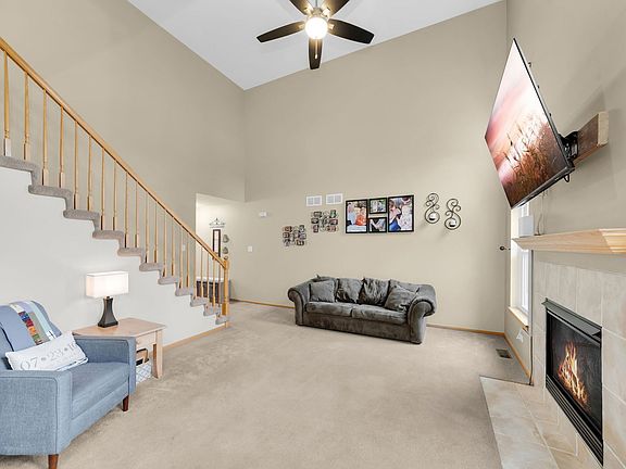 3rd image of 1149 Baccarrat Ct