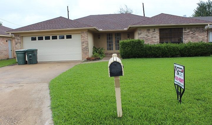 1st image of 1181 Briarmeadow Dr