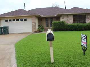 1181 Briarmeadow Dr, Beaumont, TX 77706