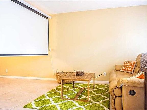 5th image of 306 City View Dr #306