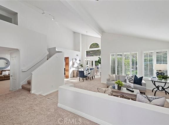 4th image of 5260 Stonehaven Dr