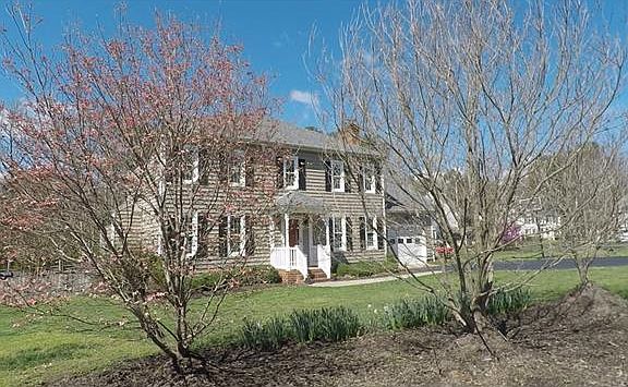 5th image of 1018 S Wedgemont Dr