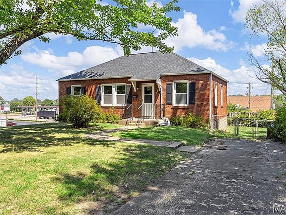2nd image of 10019 Saint Martha Ln