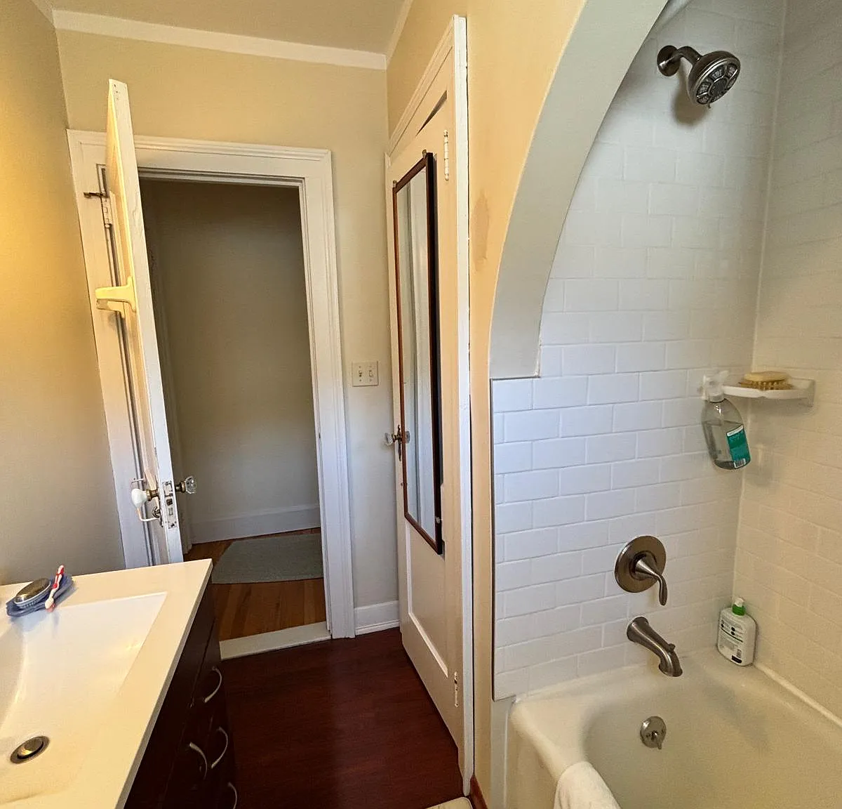 2 bed, 1200 sqft, $1,995 — Photo 4