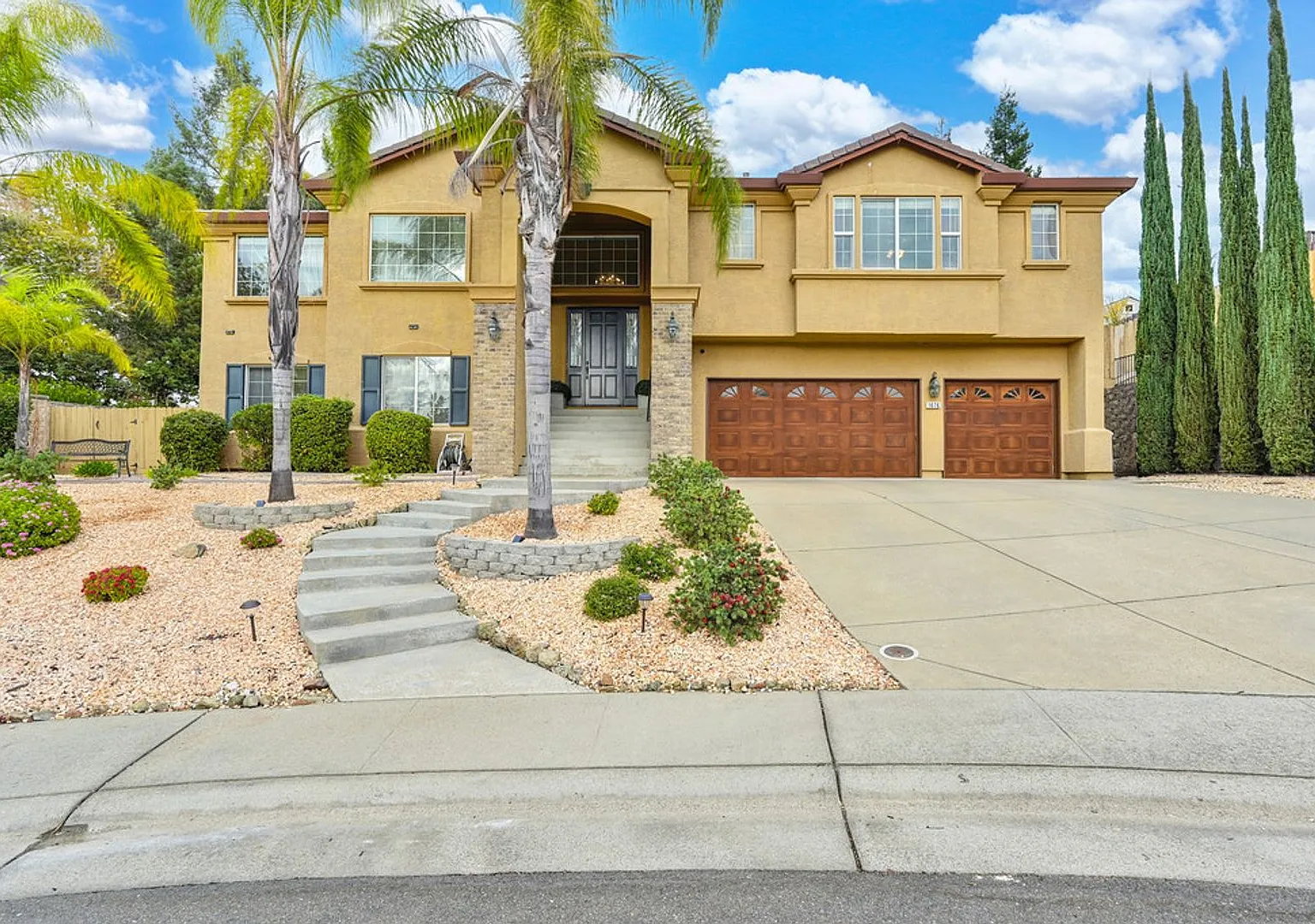Fabulous Folsom Home — Photo 1
