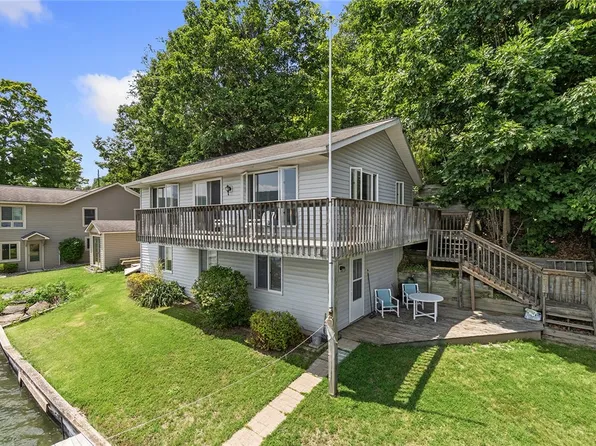8982 W Lake Rd, Hammondsport, NY 14840
