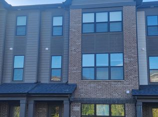 8375 Mulberry Ave, Morton Grove, IL 60053