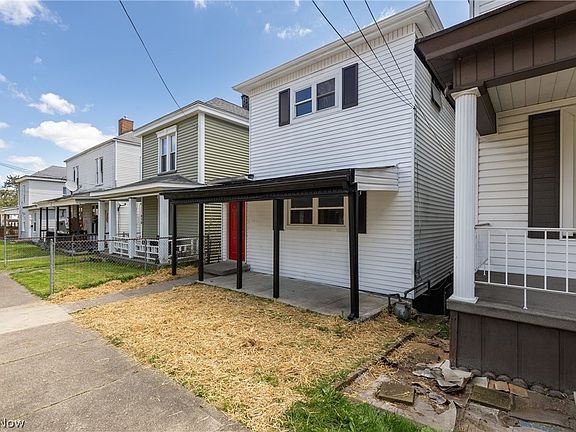 2nd image of 412 Concord St