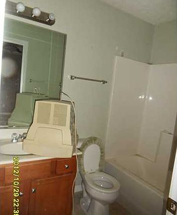 5th image of 11419 Tierney Ave