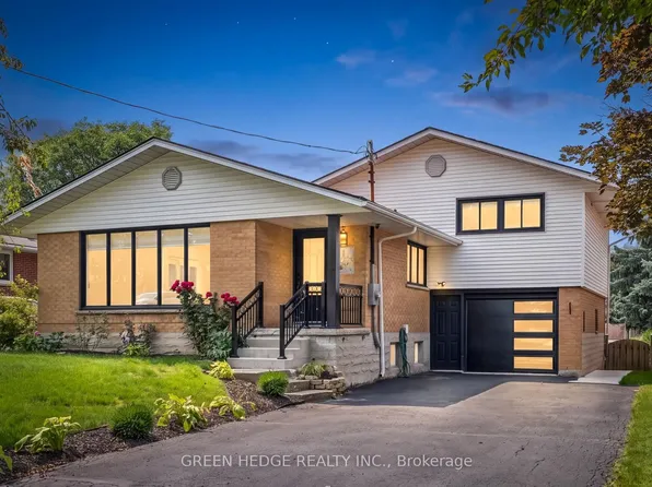 385 Village Cres, Kitchener, ON N2M 4V2