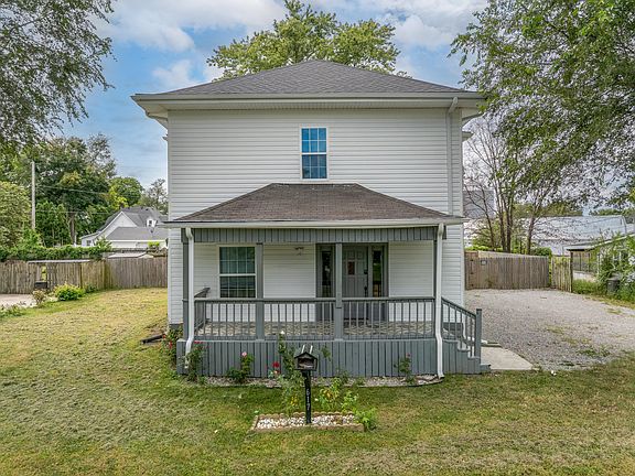 3rd image of 617 N Odell Ave