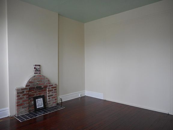 Nice-sized bedrooms