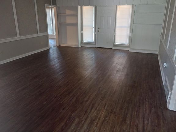 2nd image of 4573 Blandford Dr
