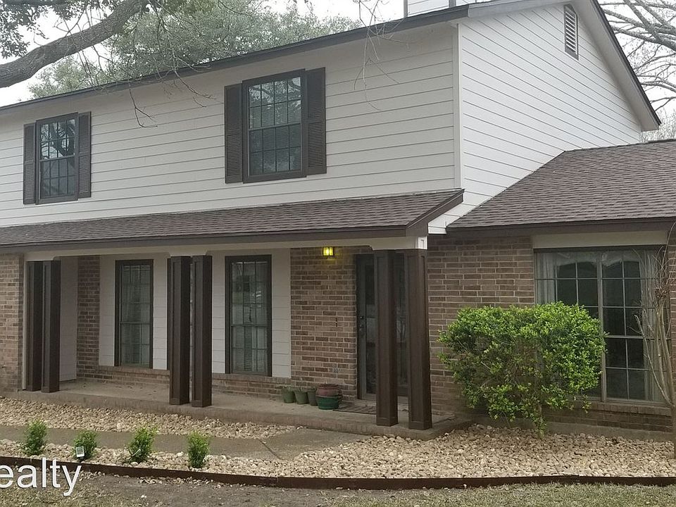 1st image of 109 Splitrock Ln