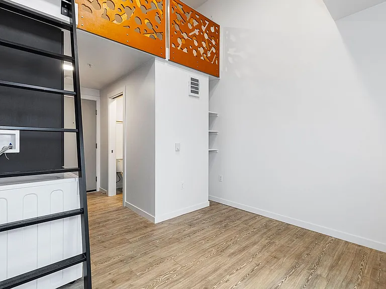Karsti Apartments — Photo 36