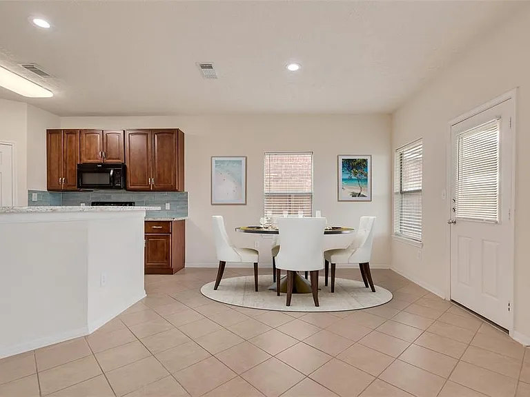 146 Horn Ct — Photo 10