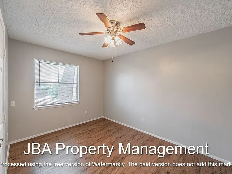 1794 Farleigh Ct — Photo 15