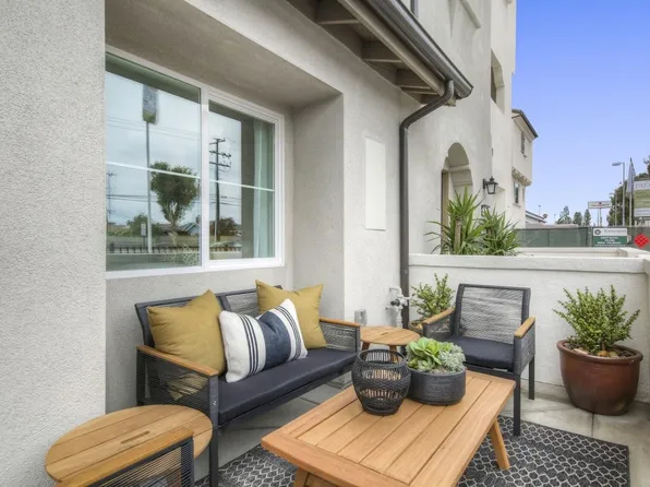 12911 Calabria Dr, La Mirada, CA 90638