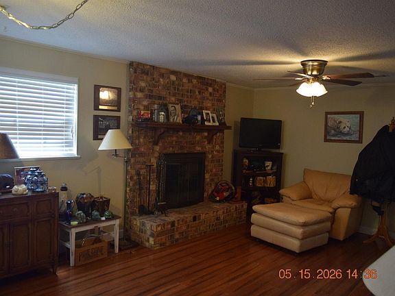 3rd image of 114 San Mateo Dr