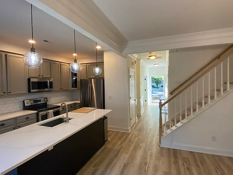 4744 Hunter Crest Ln — Photo 11
