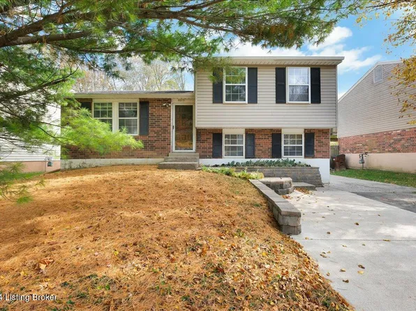 8515 Bost Ln, Louisville, KY 40219