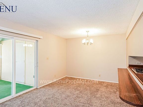 3rd image of 2202 W Dahlia Dr