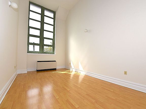 5th image of 1919 24th Ave APT L203