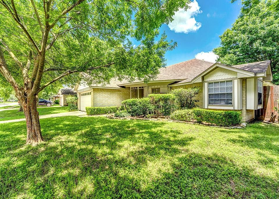 1st image of 4714 Shadowdale Dr