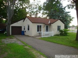 7948 E River Rd, Minneapolis, MN 55432