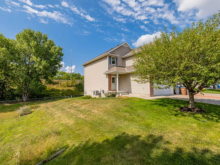 730 Norwood Dr — Photo 53