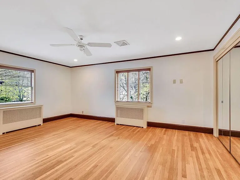 832 Chestnut St — Photo 20