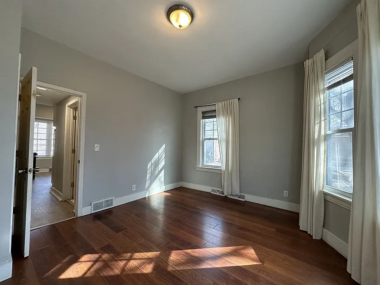 4061 Vernon Ave S — Photo 7