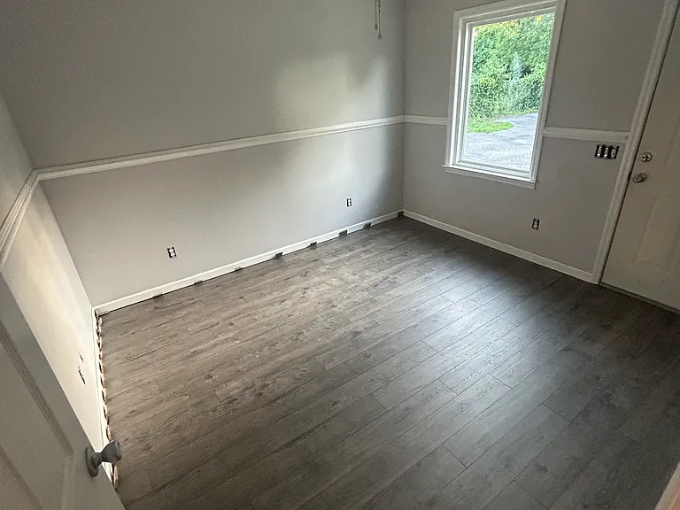 519 Snyder Ave — Photo 13