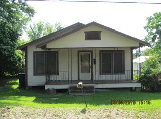 705 Saint John St, Bogalusa, LA 70427