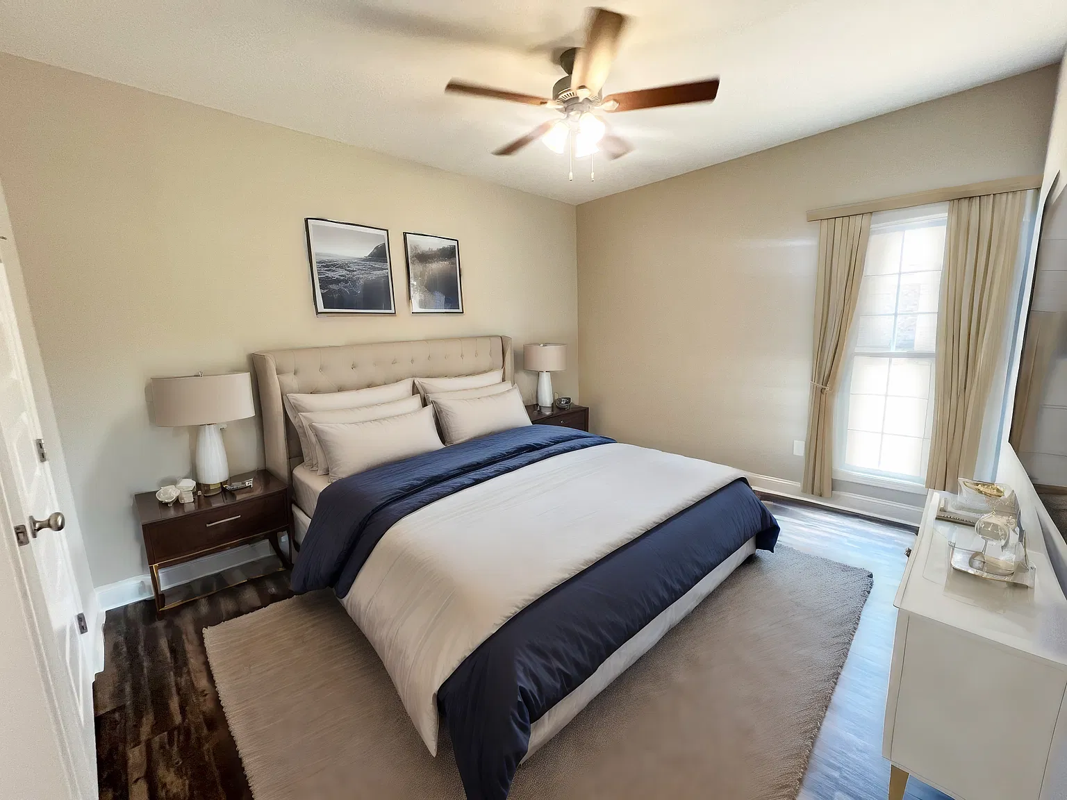 204 Silverthorn Dr - 1 — Photo 4